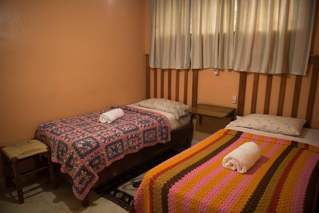 Hostal Dona Chava ペデルナレス エクステリア 写真