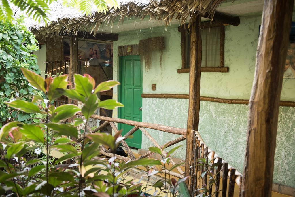 Hostal Dona Chava ペデルナレス エクステリア 写真