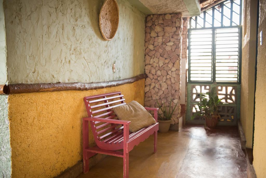 Hostal Dona Chava ペデルナレス エクステリア 写真